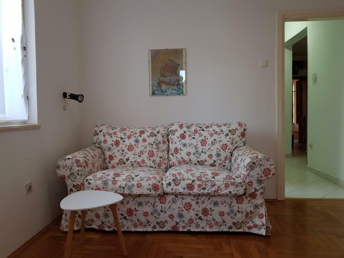 Mare Azzurro Apartments PUY 외부 사진